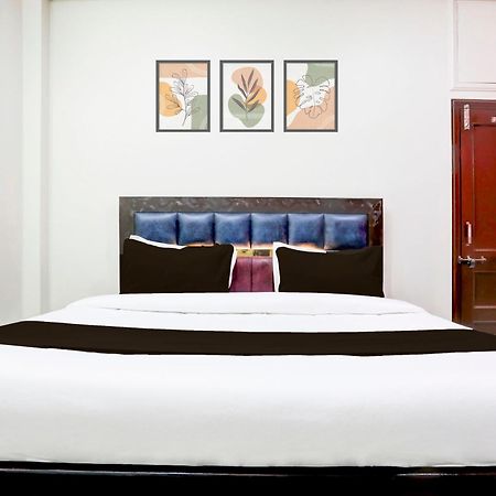 Hotel O The Baba Gest House 인도르 외부 사진